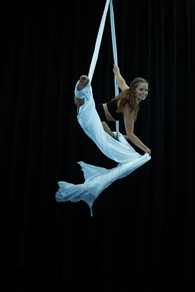 Paige Horil - Middle Split